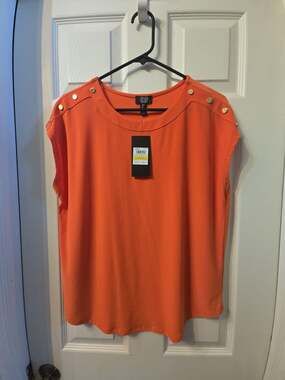 Jones New York Knit Orange Sleeveless Top with Gold Button Detail